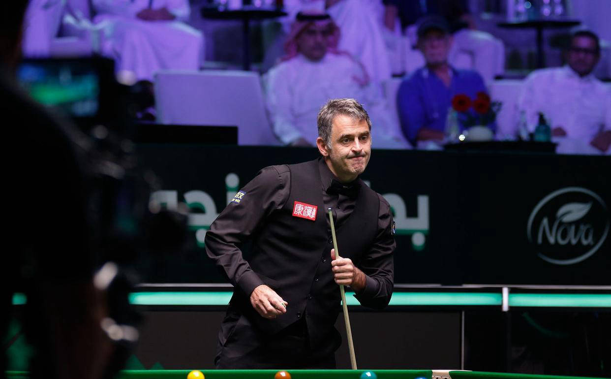 人表现出色 人表现出色