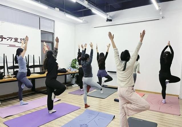 月底, 后下班不刷