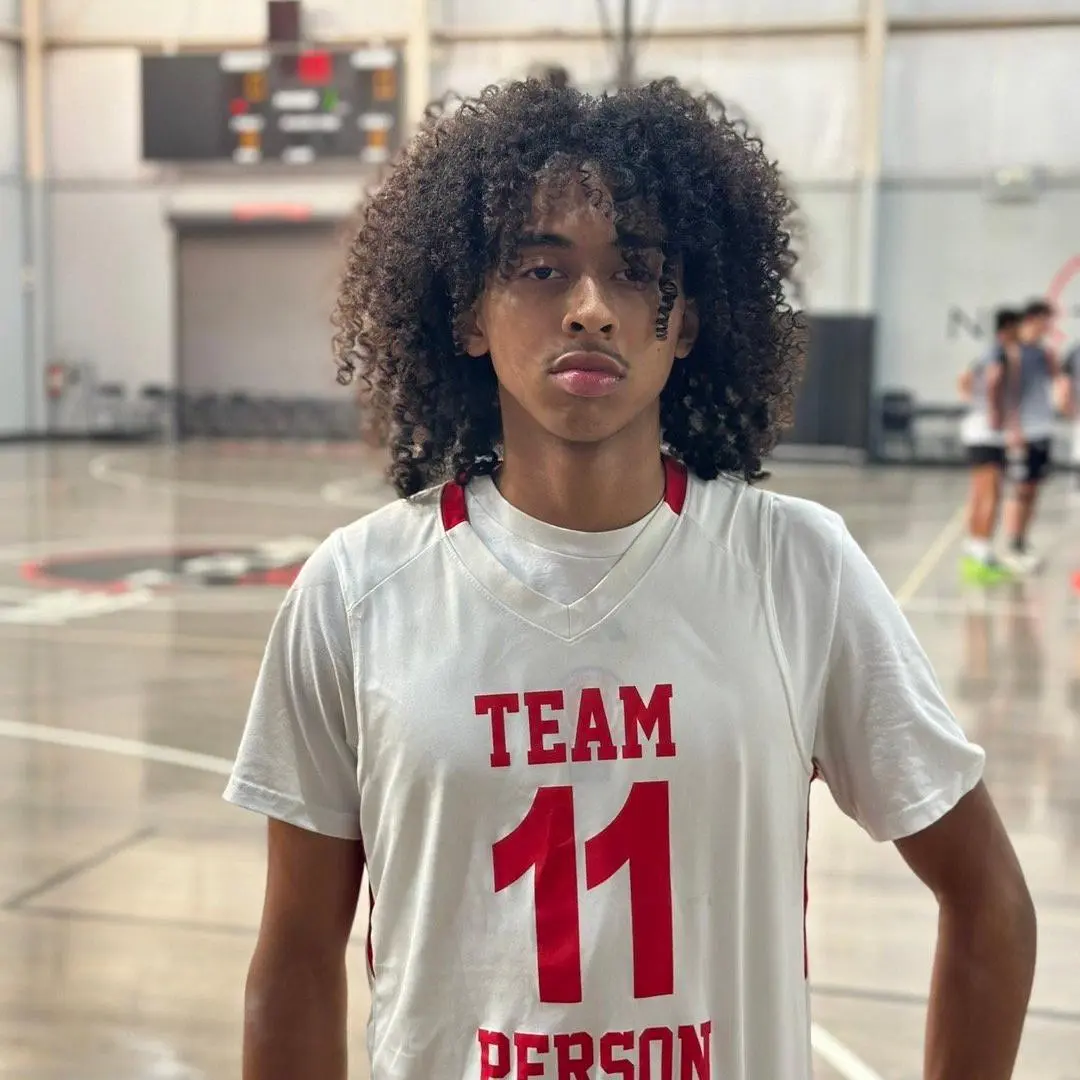 div, 并成为球队, 赵维伦 div, 并成为球队, 赵维伦