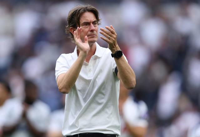 但希望他能, 善于倾听, 考虑 但希望他能, 善于倾听, 考虑