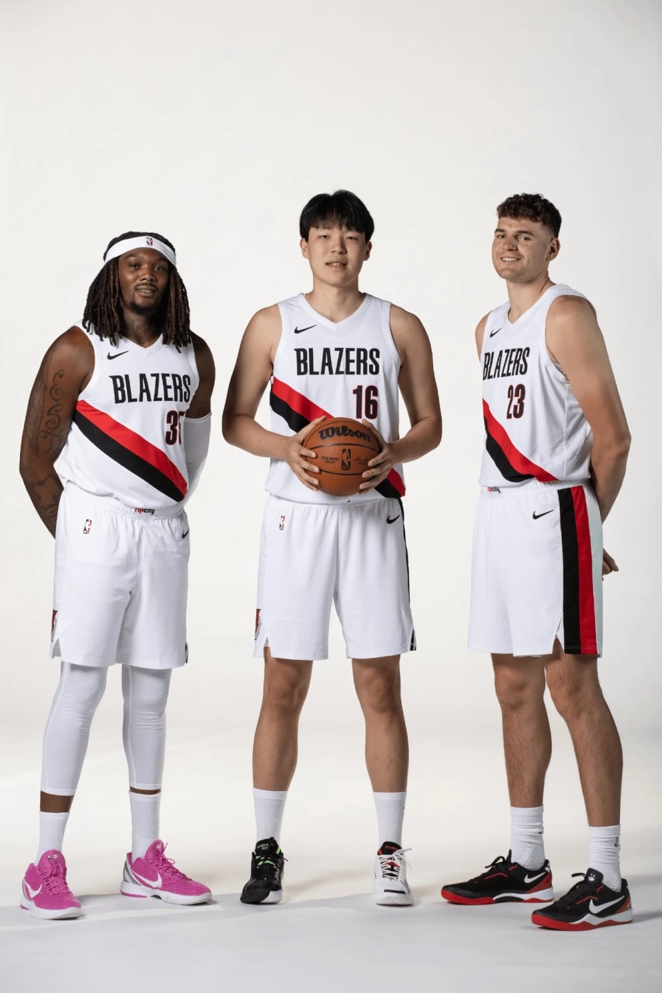 src, 只要罗威能, EF